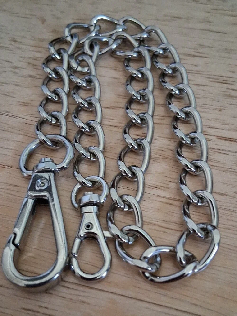 Silver Wallet KeyChain with Dual Lobster Clasps NN130